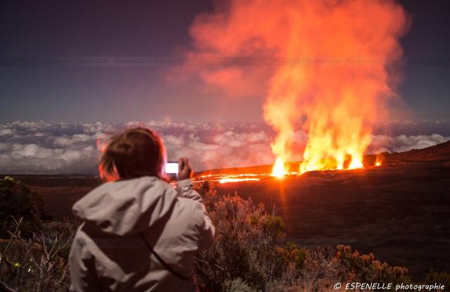 éruption volcanique la réunion