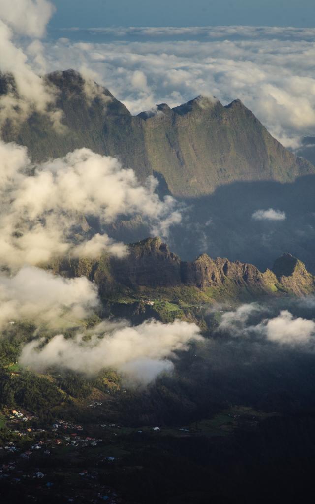 Piton Des Neiges Ile De La Reunion.jpg