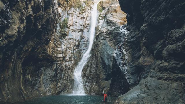 canyoning-cascade-credit-best_jobers_dts_05_2029-web.jpg