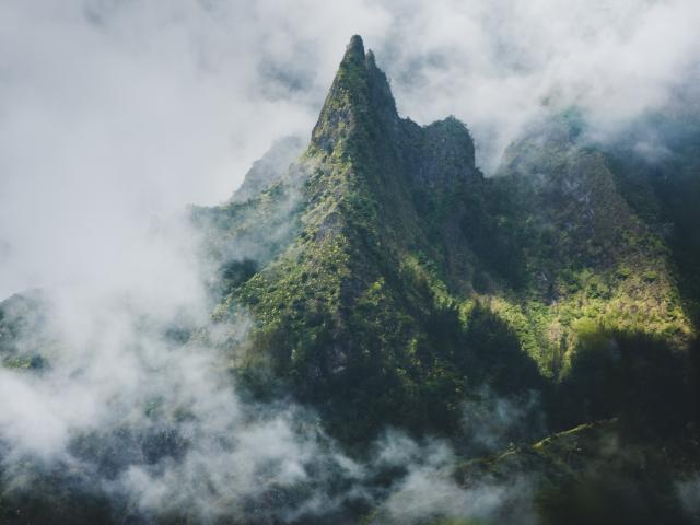 montagne-la-reunion-credit-hannes-stier-1-dts-illimites.jpg