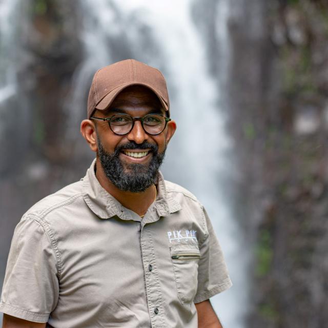 Excursion 4x4: entre volcan et cascades - Pikpik Tours.@La Petite Creole