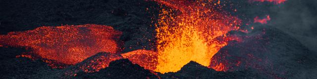 Eruption (image d'archive)