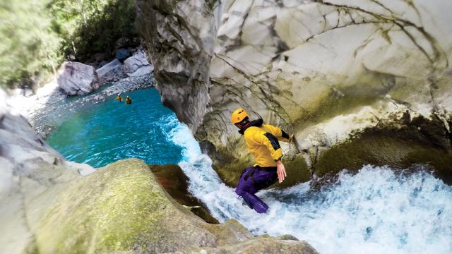 canyoning17-trou-blanc-credit-irt-la-vie-en-mauve-dts-05-2027.jpg